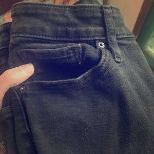 Levi’s 721 Straight Legged 27w 30L black Jeans